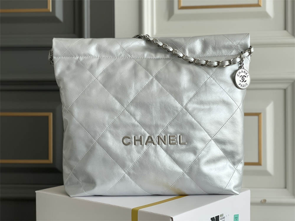 Chanel 22 bag 35cm small  2025 new 